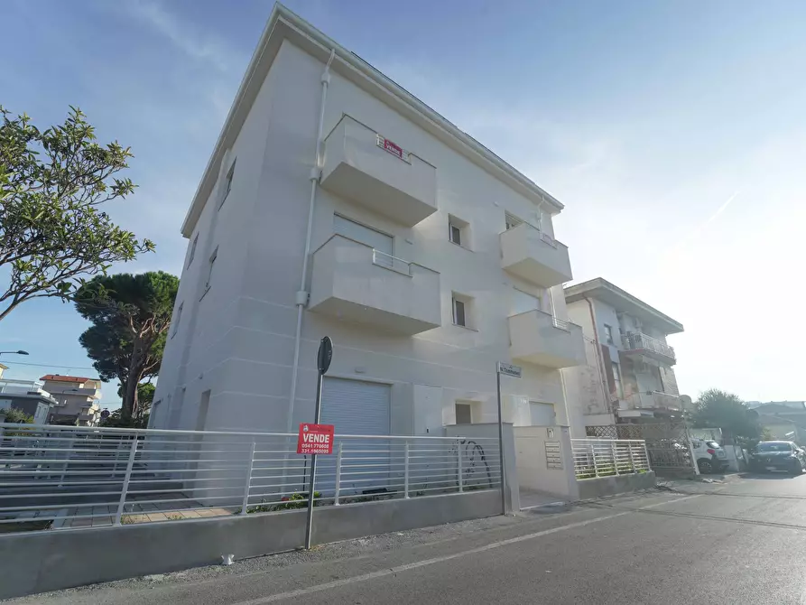 Immagine 20 di Quadrilocale in vendita  in Via Niccolò Tommaseo 100 a Rimini