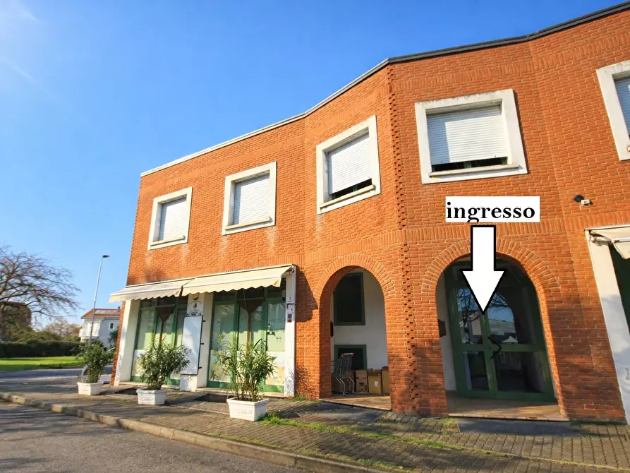 Immagine 10 di Ufficio in affitto  in Via del Rustico 53 a Santarcangelo Di Romagna