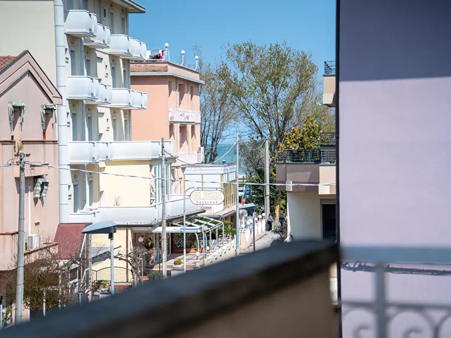 Immagine 41 di Trilocale in vendita  in Viale Piave 23 a Rimini