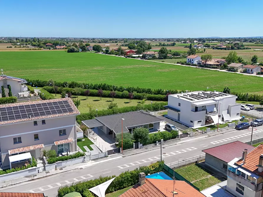 Immagine 30 di Villa in vendita  in Via Primo Targhini 4101 a Cesena