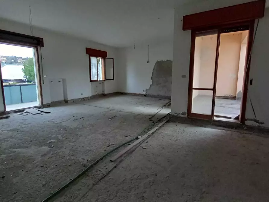 Immagine 17 di Attività commerciale in affitto  in Via Ausa 46 a Rimini