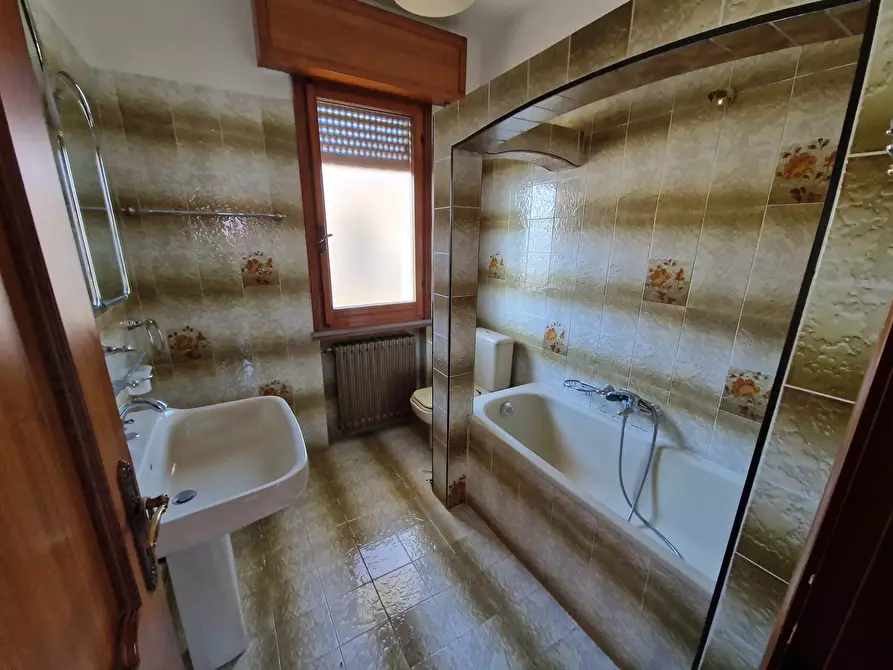 Immagine 26 di Casa bifamiliare in vendita  in Via Riccione a Santarcangelo Di Romagna