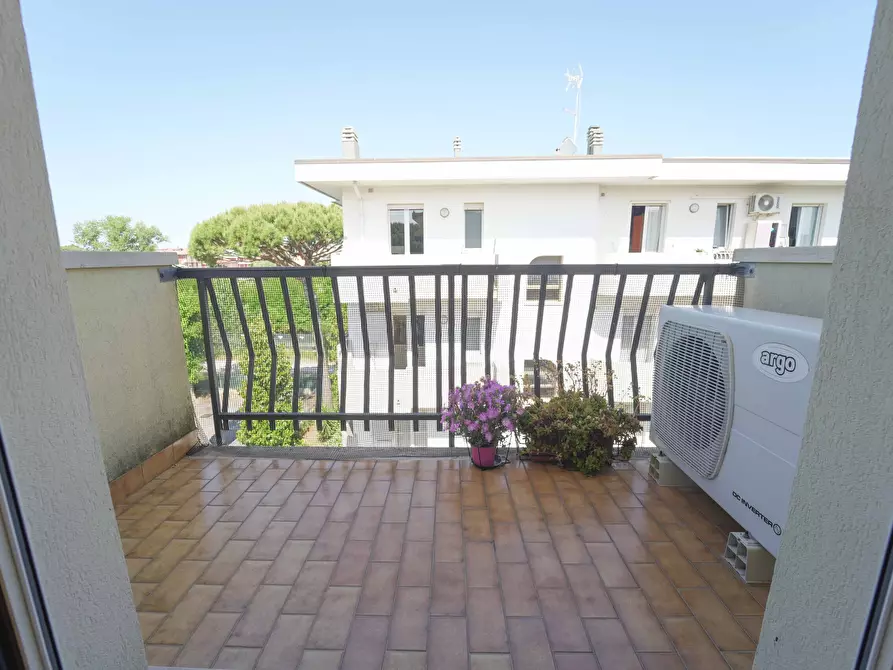 Immagine 21 di Trilocale in vendita  in Via Giovanni Amendola 3 a Rimini