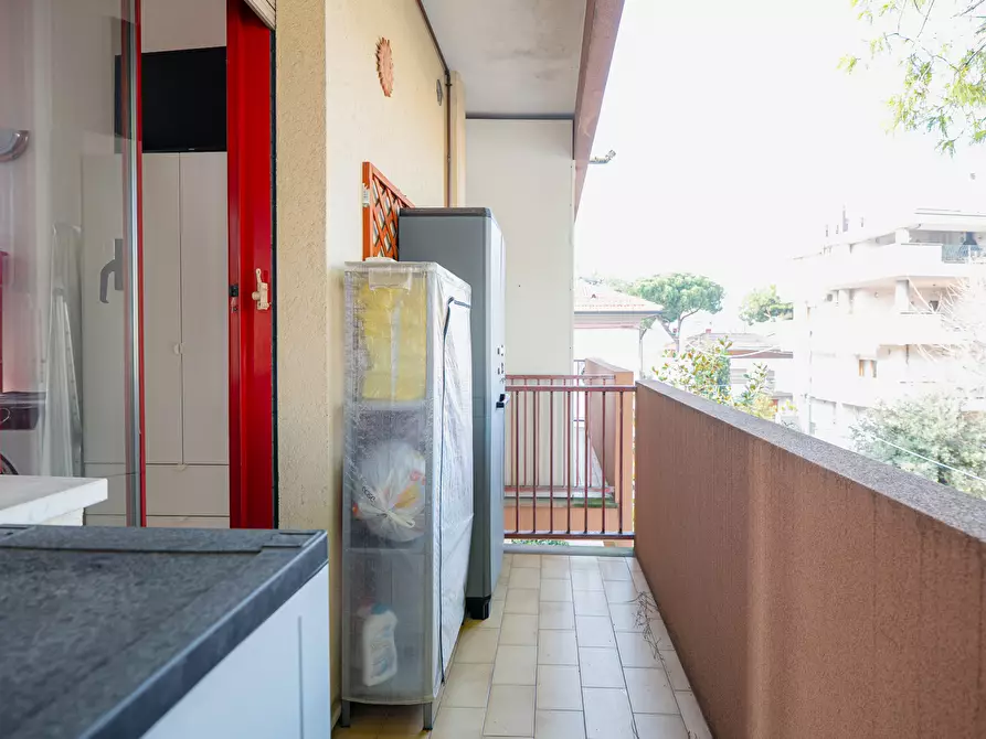 Immagine 14 di Bilocale in vendita  in Via Leptis Magna 2 a Rimini