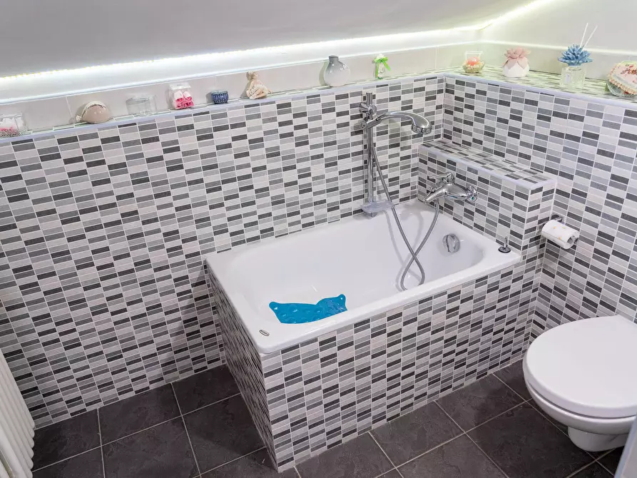 Immagine 20 di Trilocale in vendita  in Via Viola a Santarcangelo Di Romagna