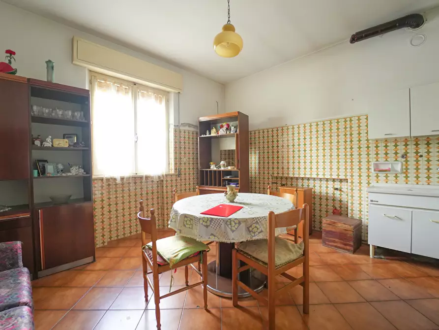 Immagine 9 di Casa bifamiliare in vendita  in Via Montefeltro 130 a Novafeltria