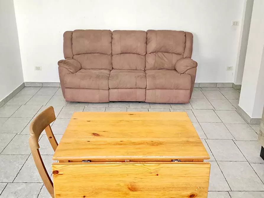 Immagine 6 di Trilocale in vendita  in Via Madonna del Fiore 8 a Borghi