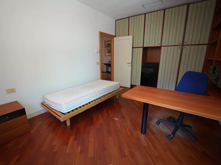 Immagine 41 di Villa in vendita  in Via Molino Ronci 8 a Rimini