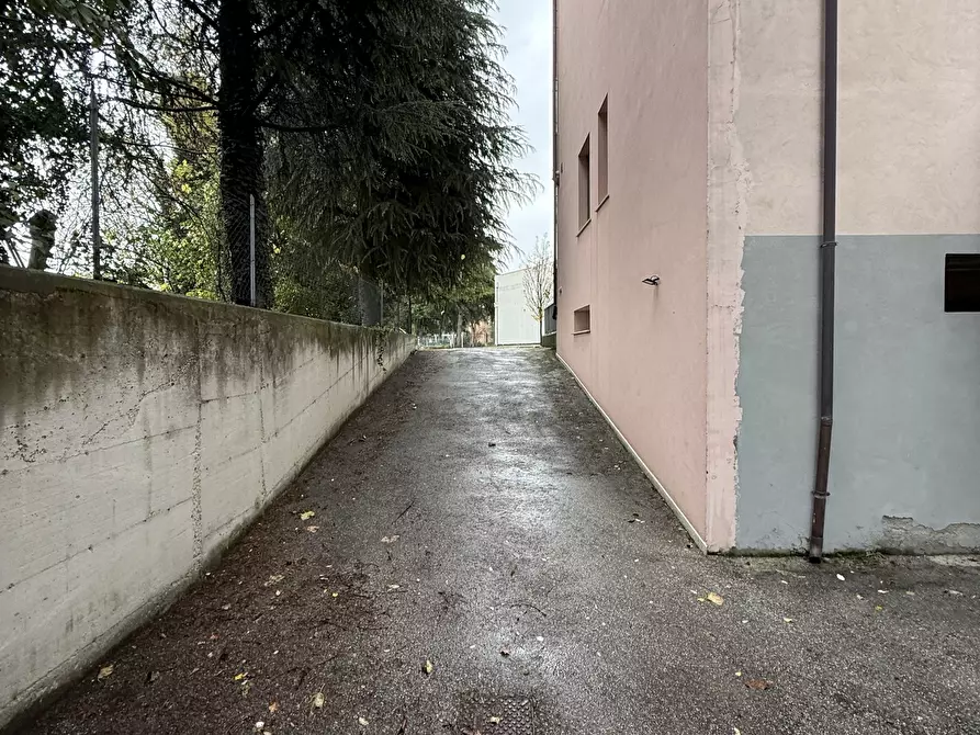 Immagine 50 di Pentalocale in vendita  in Piazza Fratelli Rosselli a Santarcangelo Di Romagna