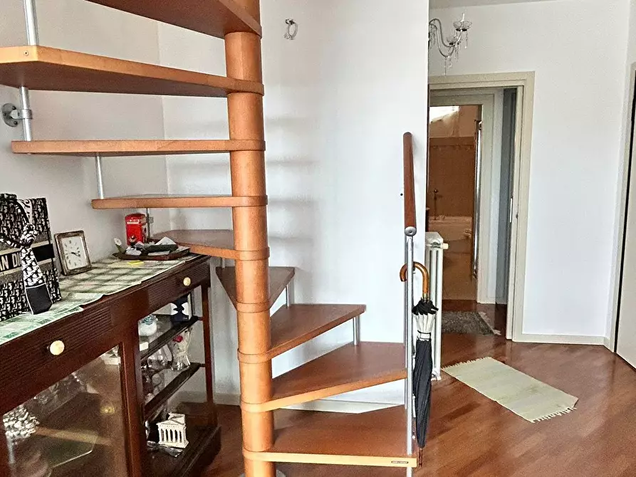 Immagine 4 di Trilocale in vendita  a Rimini