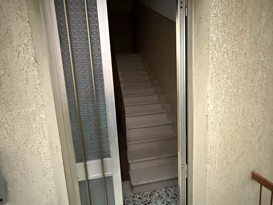 Immagine 34 di Quadrilocale in vendita  in Via Monte San Michele 11 a Rimini