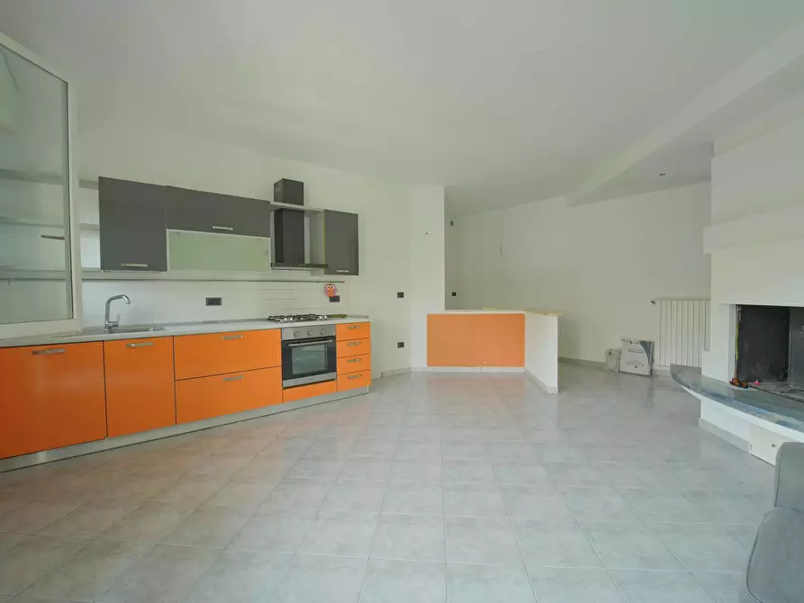 Immagine 5 di Quadrilocale in vendita  in Via Andrea Costa 133 a Santarcangelo Di Romagna