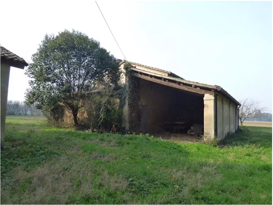Immagine 5 di Rustico / casale in vendita  in Strada Statale 9 Via Emilia 682 a Longiano