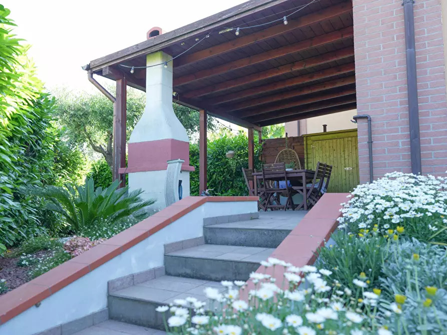 Immagine 31 di Trilocale in vendita  in Via Berlino 89 a Santarcangelo Di Romagna