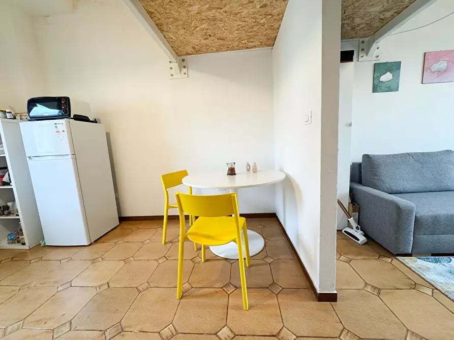 Immagine 18 di Bilocale in vendita  in Via Onofrio Tommasini 9 a Rimini