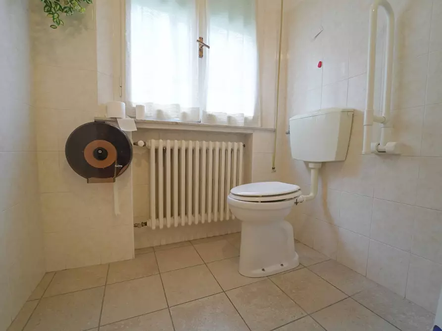 Immagine 13 di Palazzo in vendita  in Via Publio Virgilio Marone a Bellaria-Igea Marina