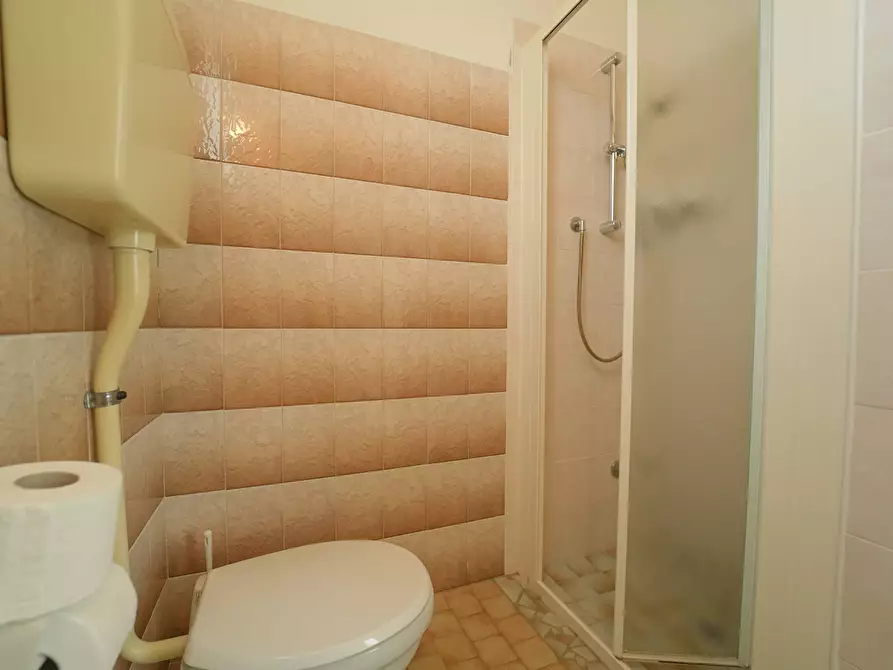 Immagine 27 di Palazzo in vendita  in Via Publio Virgilio Marone a Bellaria-Igea Marina