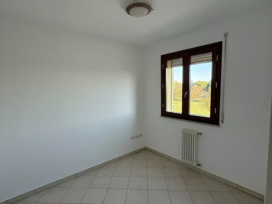 Immagine 20 di Trilocale in vendita  in Via Giorgio La Pira a Savignano Sul Rubicone