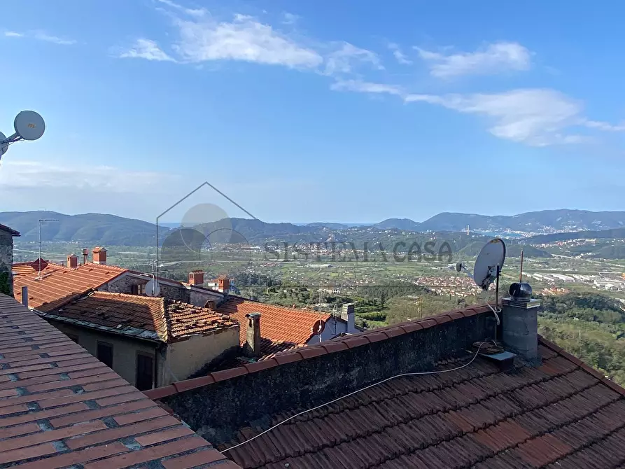 Immagine 2 di Porzione di casa in vendita  in Piazza Immacolata snc a Santo Stefano Di Magra
