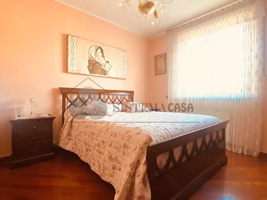 Immagine 19 di Quadrilocale in vendita  in Via Brigate partigiane 94 a Follo