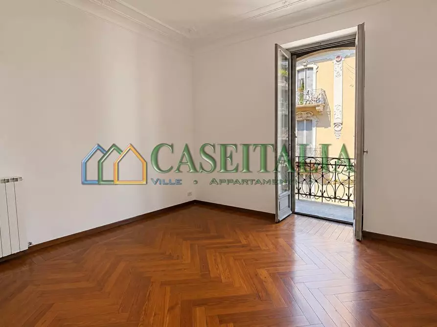 Immagine 6 di Quadrilocale in vendita  in Via Vincenzo Vela 40 a Torino