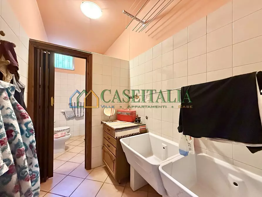 Immagine 44 di Villa in vendita  in Via Ugie 5 a Rosta
