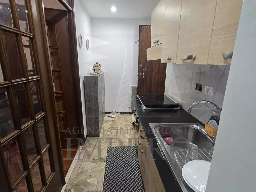 Immagine 11 di Trilocale in vendita  in Via Cavour 25 a Ventimiglia