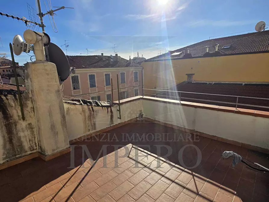 Immagine 6 di Trilocale in vendita  in Via Cavour 50 a Ventimiglia
