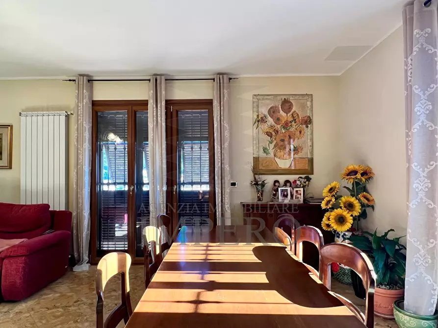 Immagine 13 di Villa in vendita  in Corso della Repubblica a Camporosso