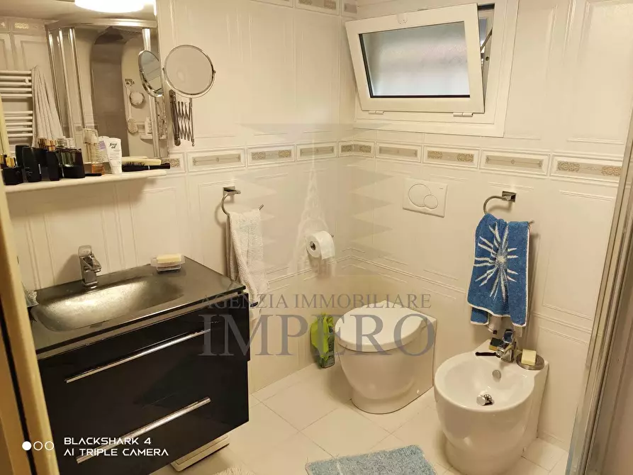 Immagine 8 di Porzione di casa in vendita  in Via Goffredo Mameli 20 a Bordighera