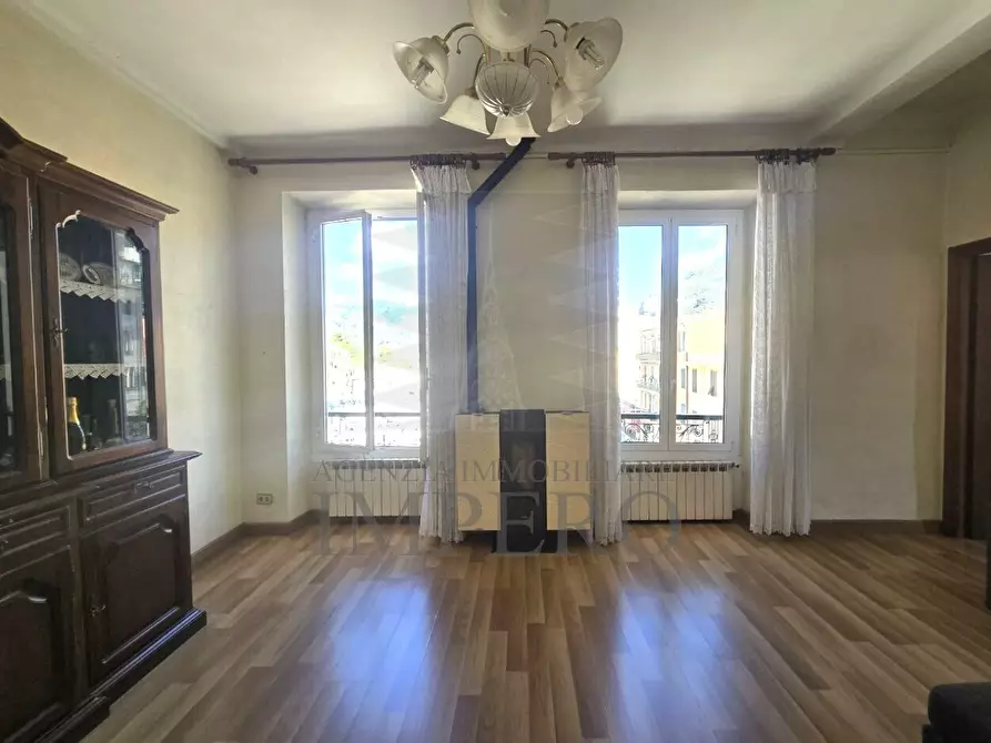 Immagine 3 di Quadrilocale in vendita  in Via Trossarelli 6a a Ventimiglia