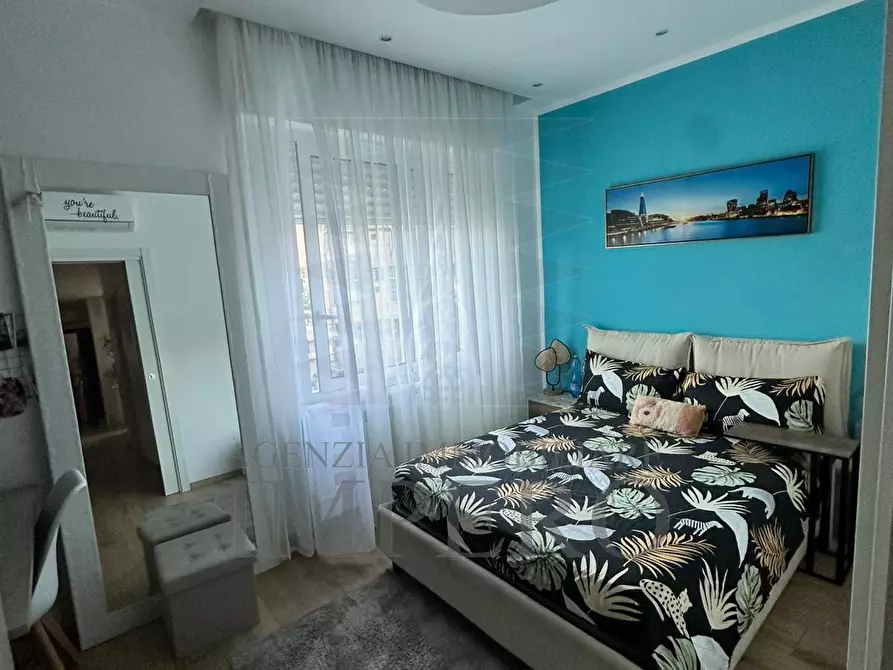 Immagine 11 di Porzione di casa in vendita  in Corso Limone Piemonte 10 a Ventimiglia