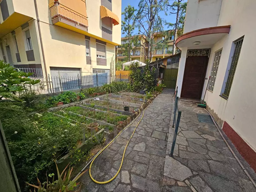 Immagine 38 di Casa indipendente in vendita  in Via Alba 6 a Bordighera