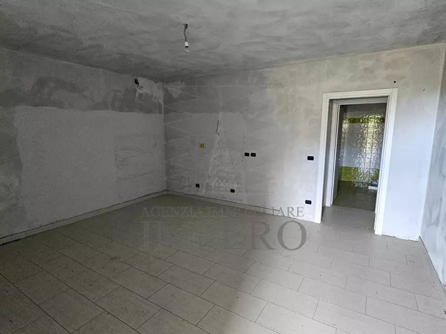 Immagine 15 di Bilocale in vendita  in Via alle Ville a Ventimiglia