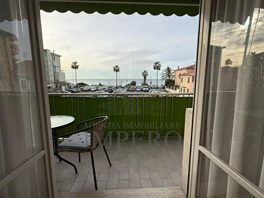 Immagine 1 di Bilocale in vendita  in Vico Pescatori 1 a Ventimiglia
