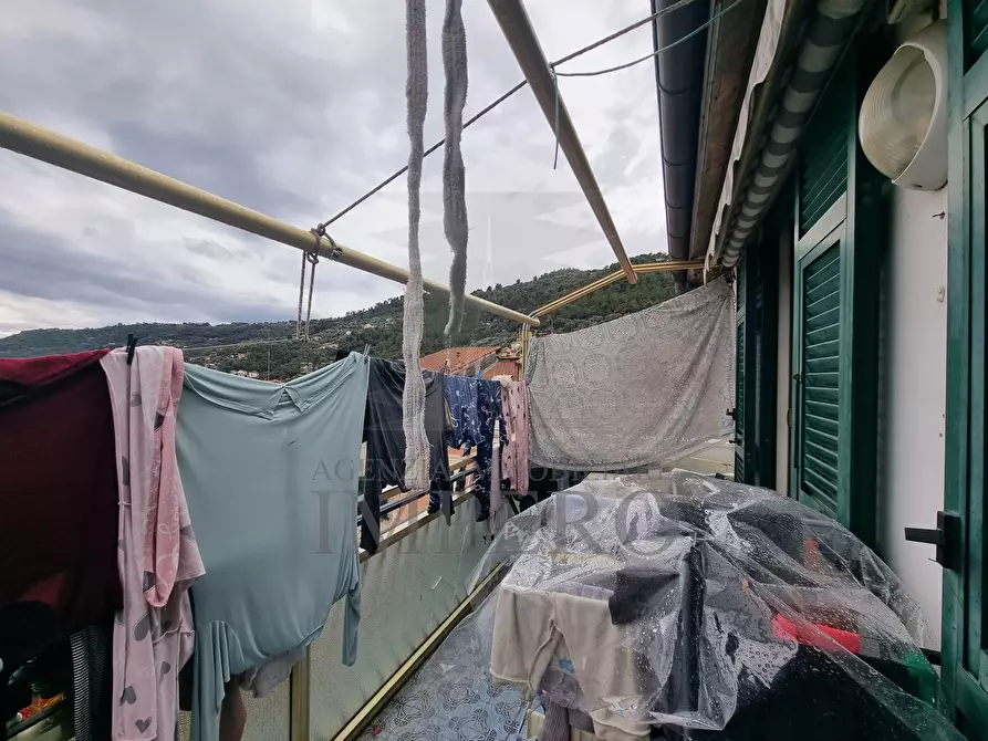 Immagine 19 di Bilocale in vendita  in Piazza Giuseppe Garibaldi 1 a Camporosso