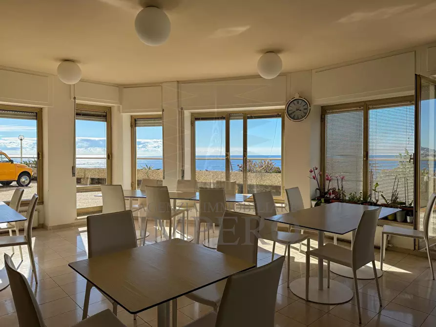 Immagine 6 di Pentalocale in vendita  in Corso Mentone 79 a Ventimiglia