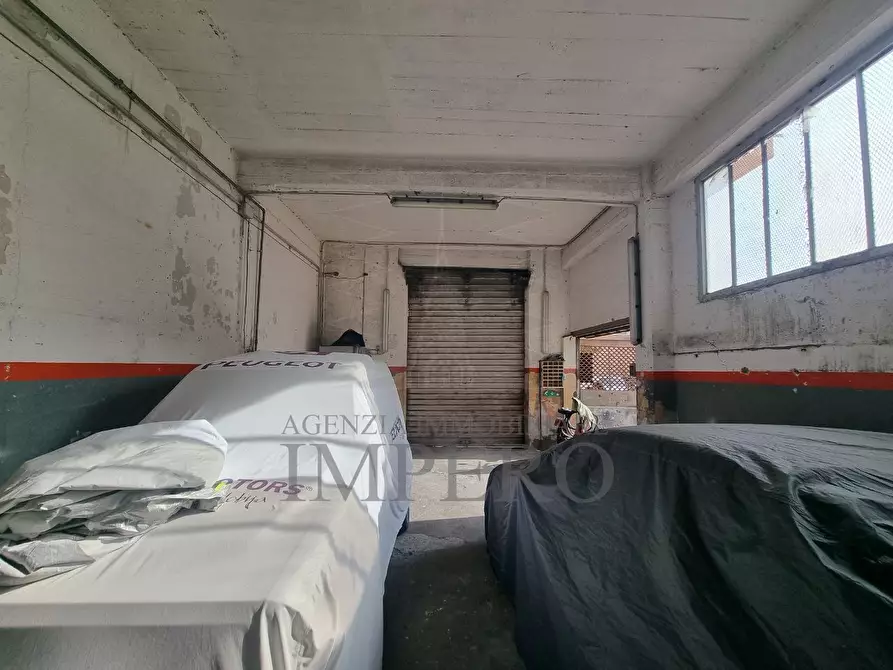 Immagine 15 di Magazzino in vendita  in Via Giovanni Trossarelli 14 a Ventimiglia