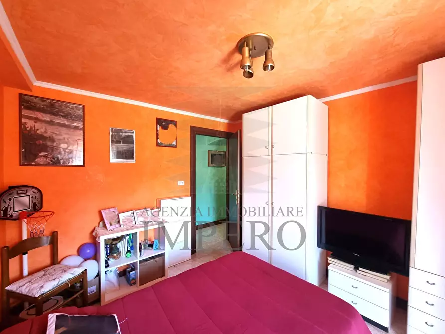 Immagine 13 di Trilocale in vendita  in Via Giuseppe Garibaldi 26 a Ventimiglia