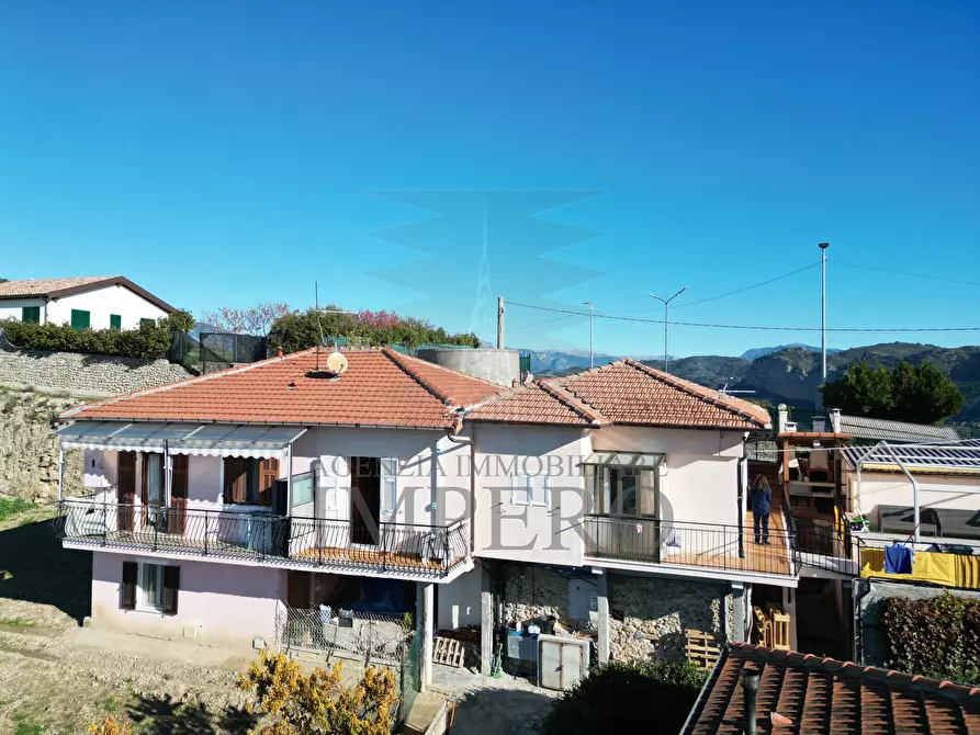 Immagine 23 di Villa in vendita  in Via Peidaigo 77 a Ventimiglia