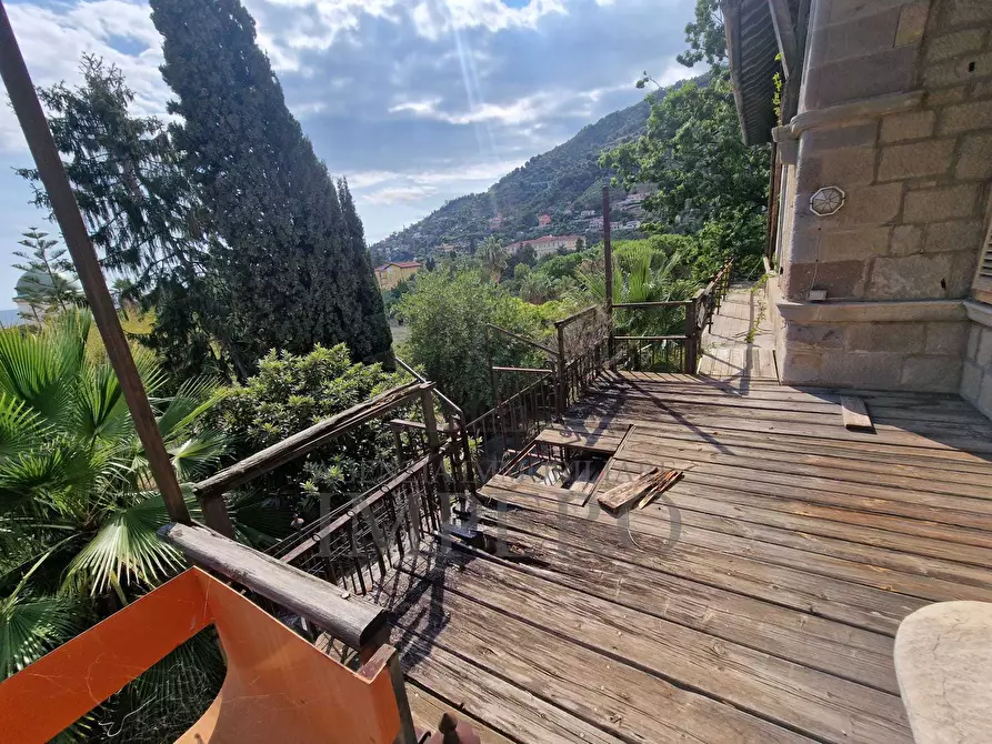 Immagine 18 di Villa in vendita  in Corso Nizza 37 a Ventimiglia