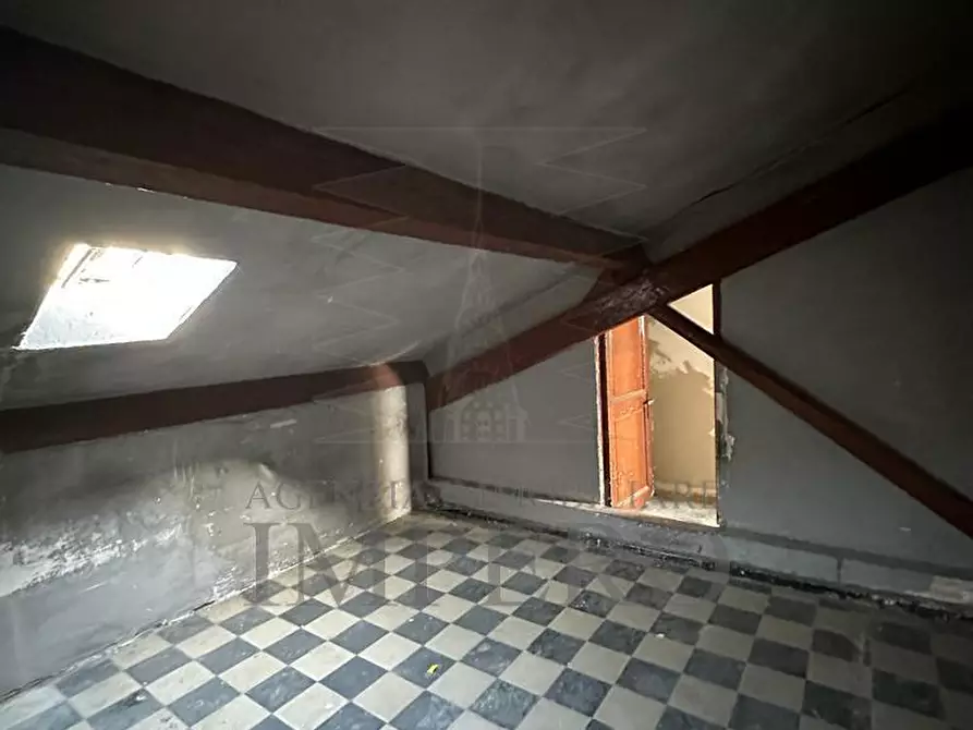 Immagine 7 di Quadrilocale in vendita  in Via Roma 18 a Ventimiglia