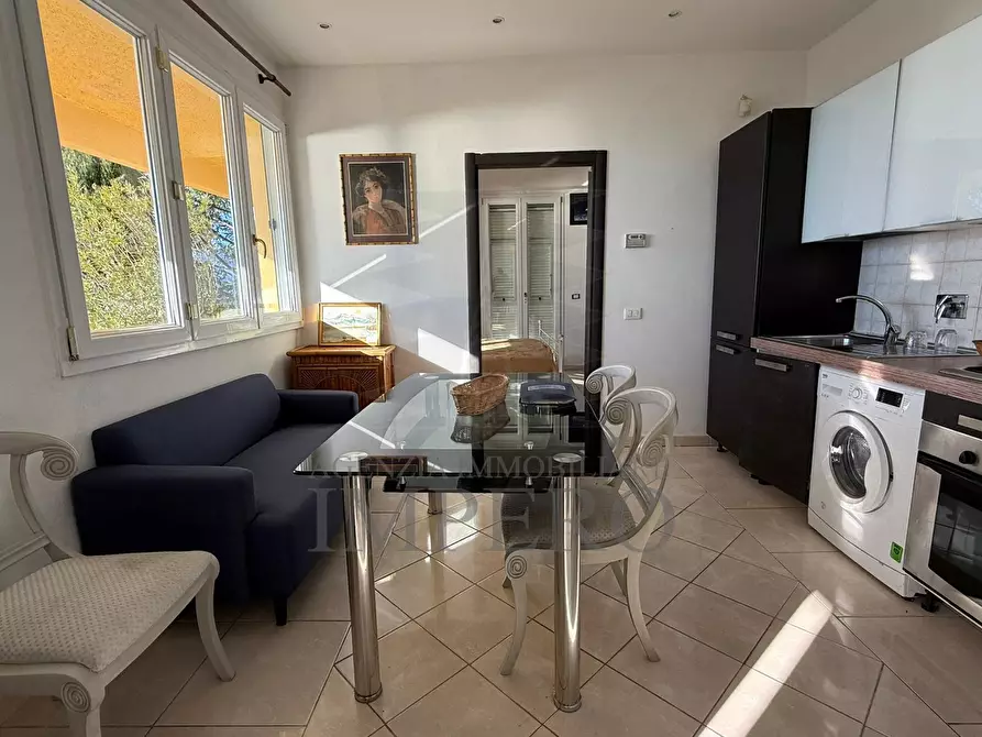 Immagine 6 di Bilocale in vendita  in Via Alpe Summa 5 a Ventimiglia