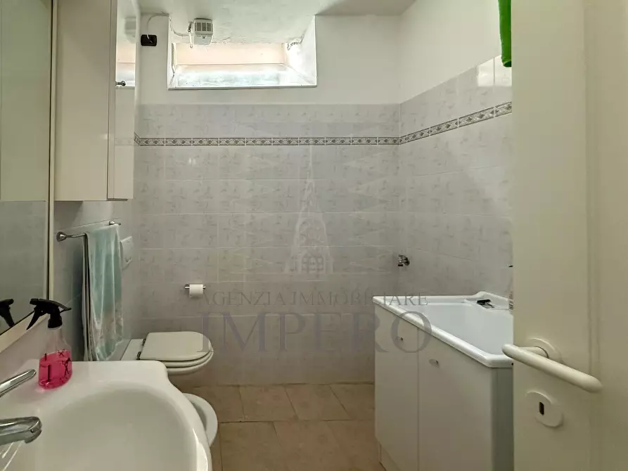 Immagine 23 di Villa in vendita  in Via del Commercio 1 a Camporosso