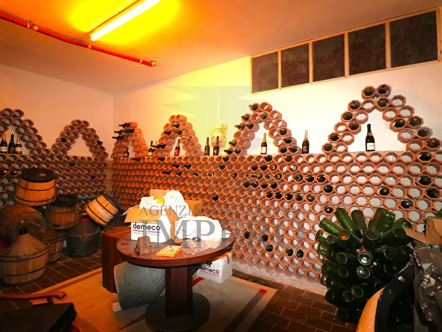 Immagine 48 di Villa in vendita  in Via Tamagna a Ventimiglia