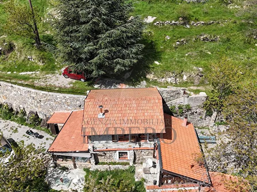 Immagine 2 di Casa indipendente in vendita  in Strada Provinciale 65 65 a Castel Vittorio