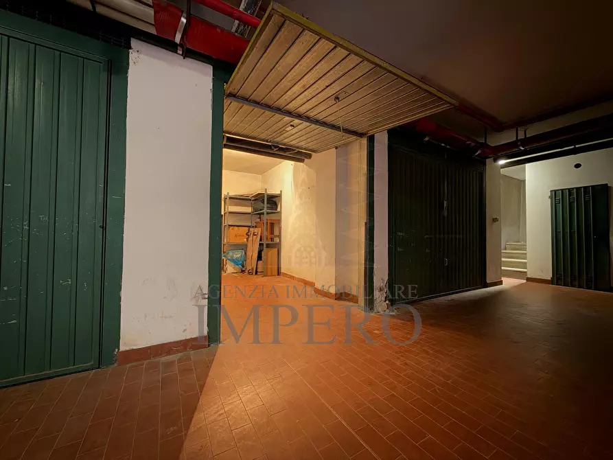 Immagine 10 di Garage in vendita  in Passeggiata Trento e Trieste 43 a Ventimiglia