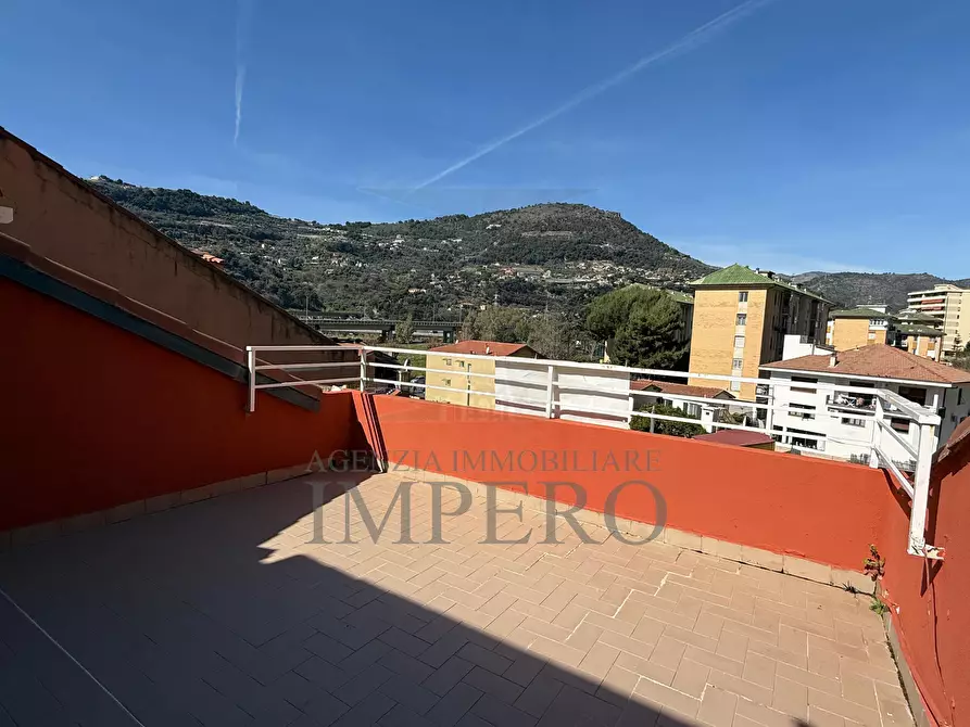 Immagine 30 di Trilocale in vendita  in Corso Limone Piemonte 112 a Ventimiglia