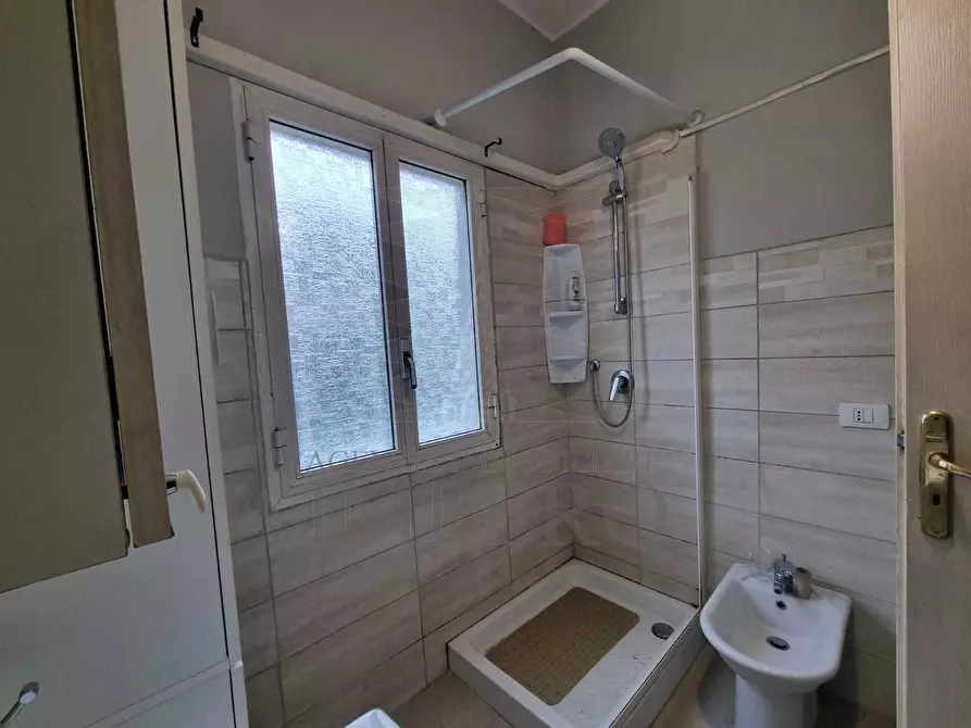 Immagine 12 di Trilocale in vendita  in Via de Amicis 16 a Ventimiglia