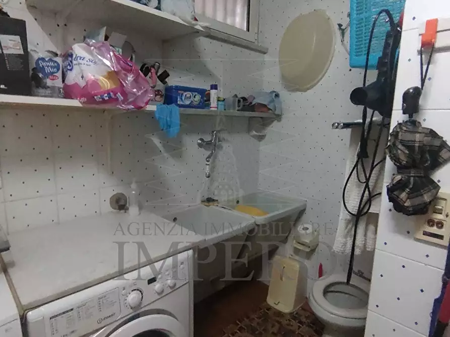 Immagine 8 di Quadrilocale in vendita  in Via Cornelio Tacito a Ventimiglia